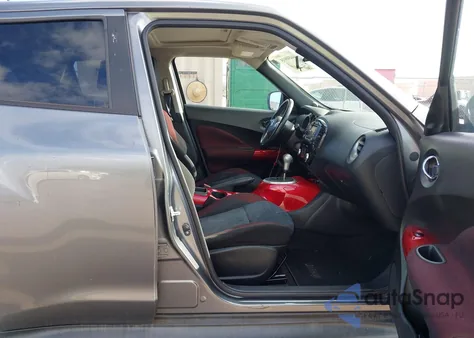 2015 Nissan Juke Sv z USA, uszkodzony, nr VIN JN8AF5MRXFT504866